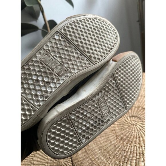 Old Navy women’s size 5 gray slip on shoes - Picture 8 of 8